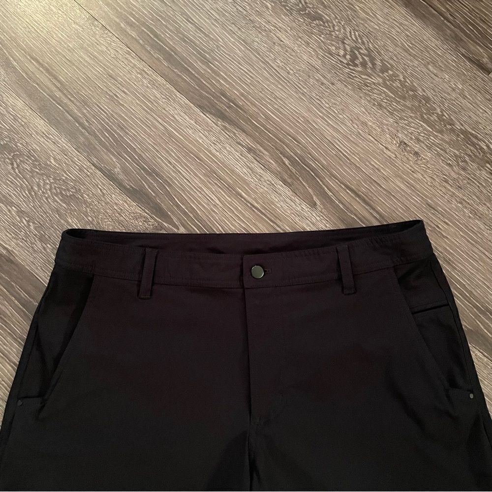 Lululemon Commission Short  - Picture 4 of 8